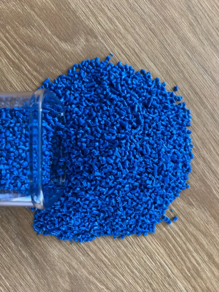 Polyethylene compound 3840- blue granule with grade DG38401 BL